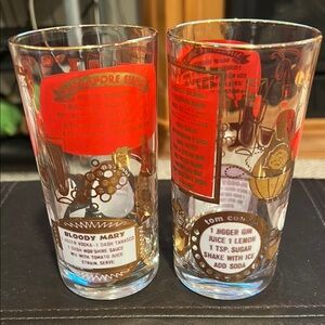 Set of 2 Hazel Atlas cocktail glasses. Vintage. Excellent condition 5 1/2 inch